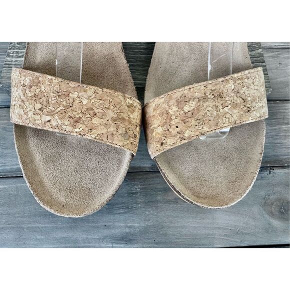 NAOT Footwear Pixie Wedge Sandal with Cork Footbed and Arch Support Footbed Adju - Picture 3 of 9